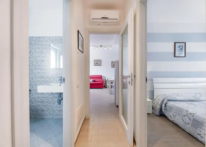 R16 - Trilocale Ristrutturato A Due Passi Dal Mare Numana