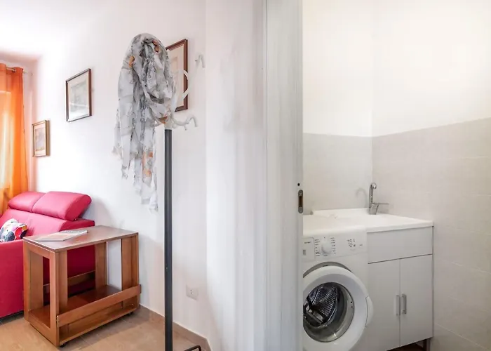 R16 - Trilocale Ristrutturato A Due Passi Dal Mare