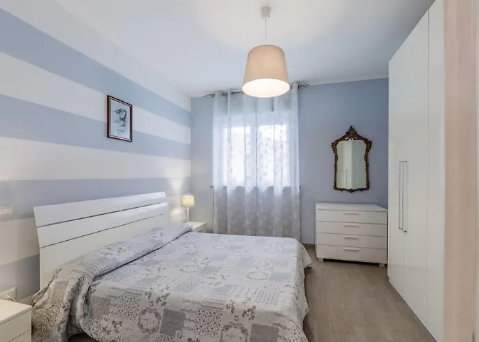 R16 - Trilocale Ristrutturato A Due Passi Dal Mare Numana