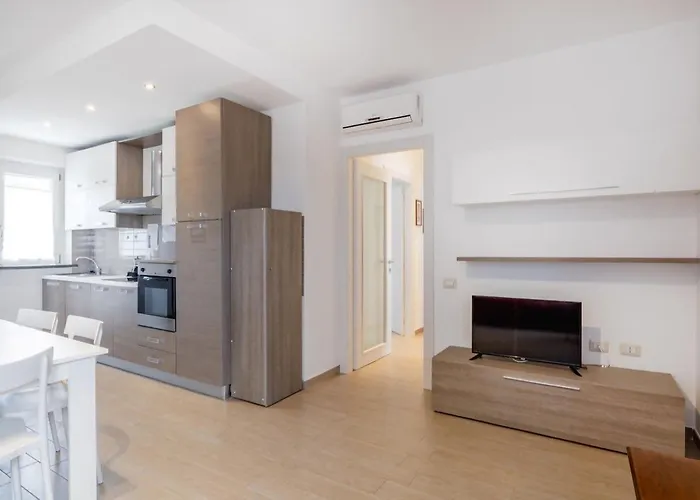 R16 - Trilocale Ristrutturato A Due Passi Dal Mare Appartamento *