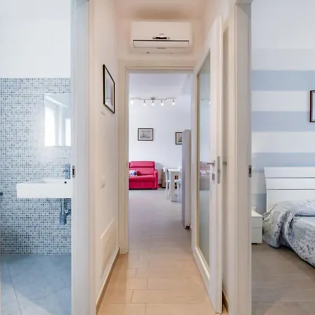 R16 - Trilocale Ristrutturato A Due Passi Dal Mare Numana