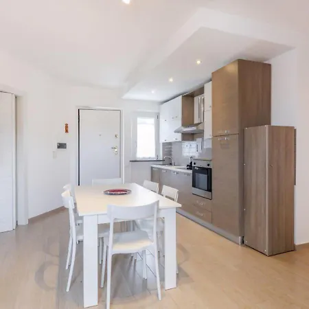 Lejlighed R16 - Trilocale Ristrutturato A Due Passi Dal Mare *