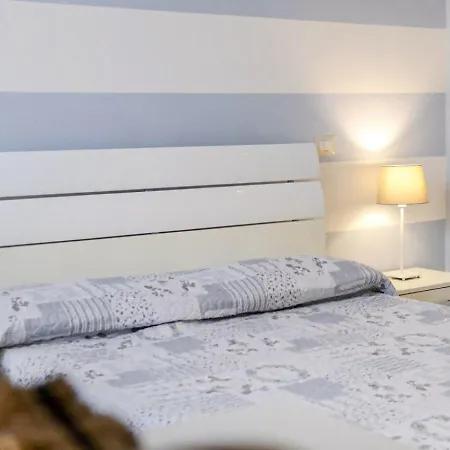 R16 - Trilocale Ristrutturato A Due Passi Dal Mare